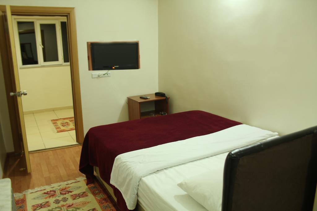 Koepruecue Hotel Diyarbakir Room photo