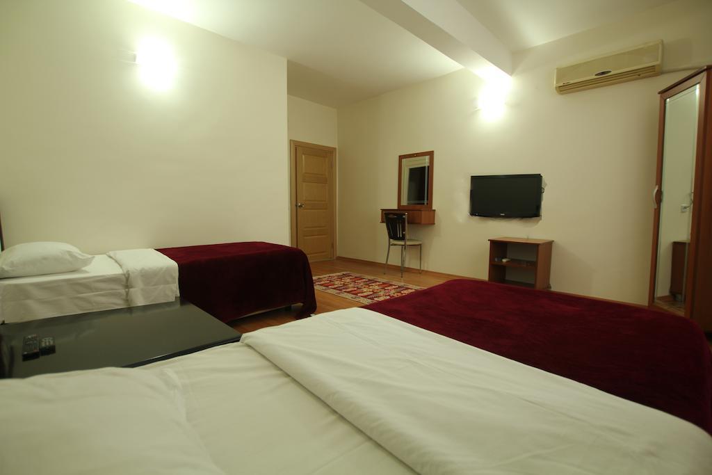 Koepruecue Hotel Diyarbakir Room photo